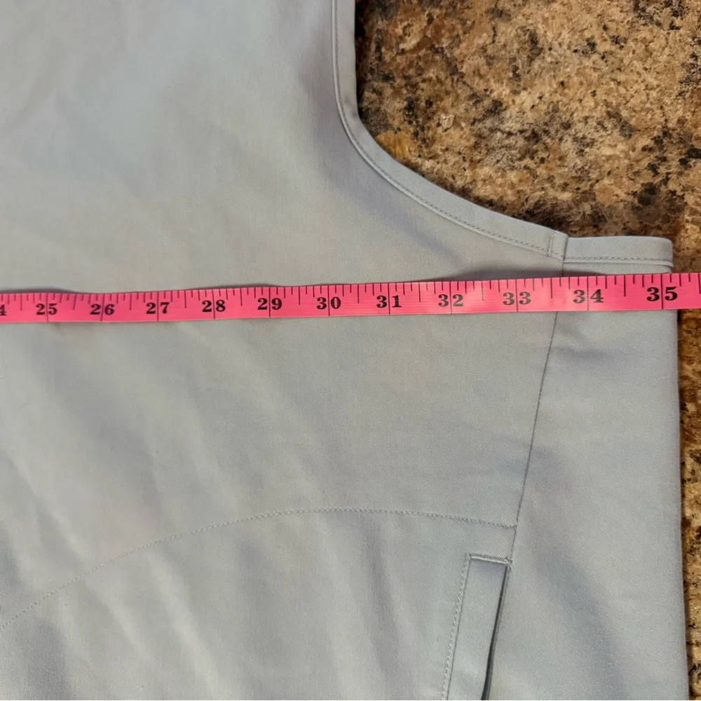 FIGS Light Gray Rafaela Oversized Scrub Top 6XL - Picture 5 of 7